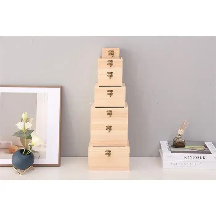 Boîtes de rangement carrées à charnière en bois