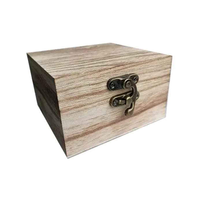 Boîte de rangement carrée en bois avec couvercle
