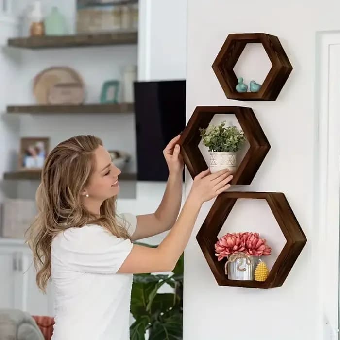 Nouvel arrivage : Ensemble d'étagères flottantes hexagonales et unités de rangement murales en bois massif en nid