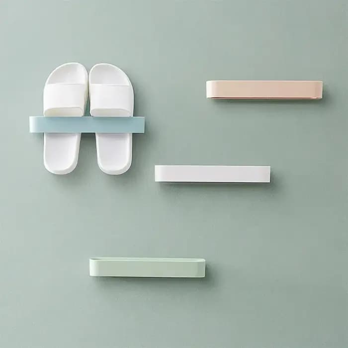 Étagère murale pour pantoufles de salle de bain