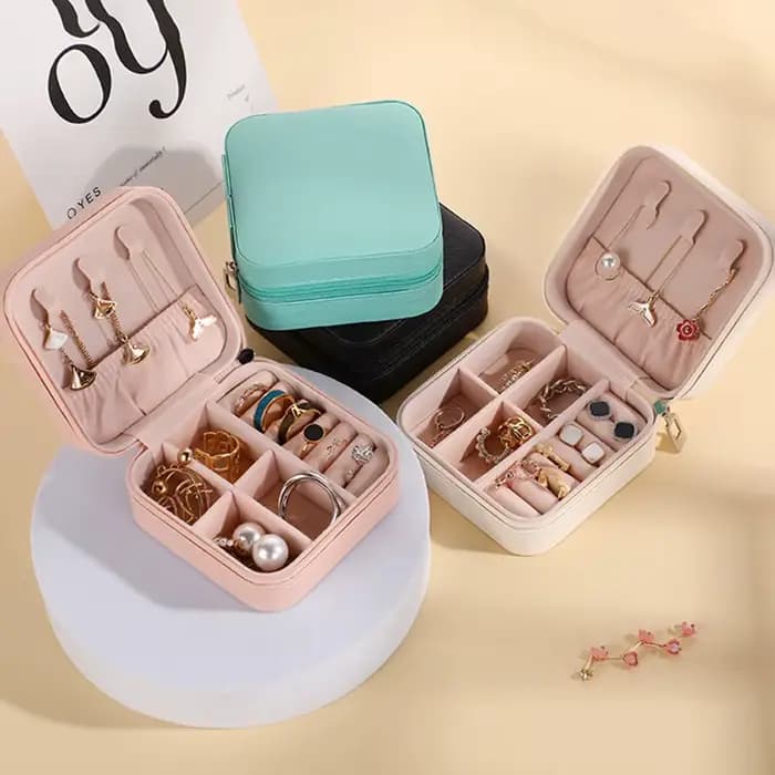 Mini boîte de rangement de bijoux portable pour femmes, étui de rangement pour boucles d'oreilles et