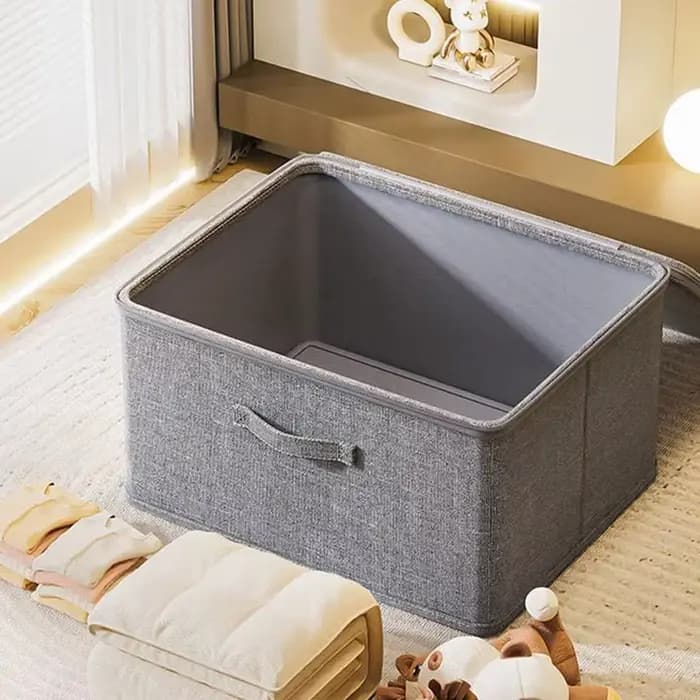 Boîte de rangement pour vêtements avec serrure à chiffre