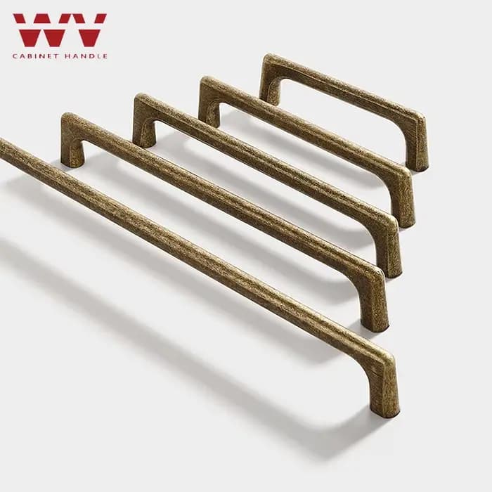 Poignées de rangement pour armoires de cuisine antiques