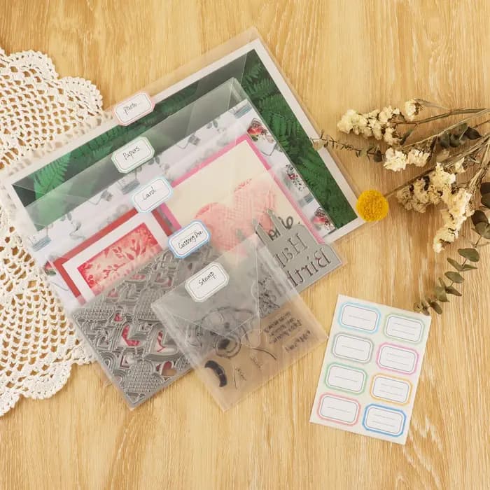Enveloppes de rangement en plastique avec étiquettes colorées