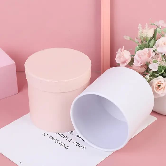 Boîtes rondes en papier à fleurs