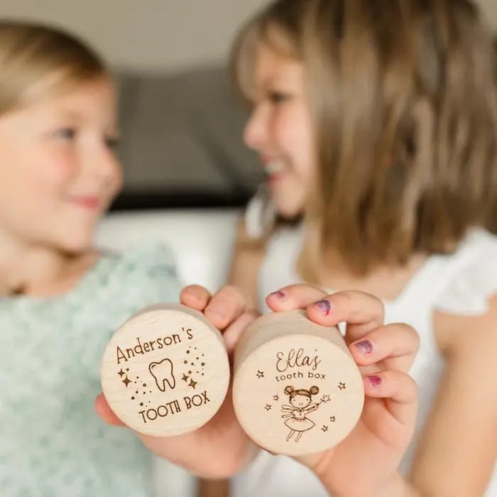 Boîte à dents de lait gravée en bois avec nom personnalisé