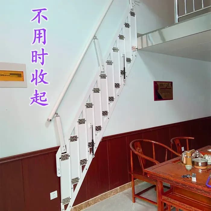 Escalier pliant mural pour la maison facile à ouvrir, stable et fiable