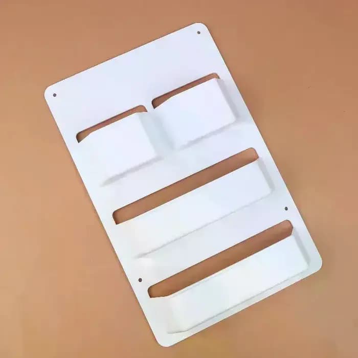 Poche de porte blanche efficace pour le rangement Kassett ; Conçu pour le compartiment des toilettes dans les caravanes