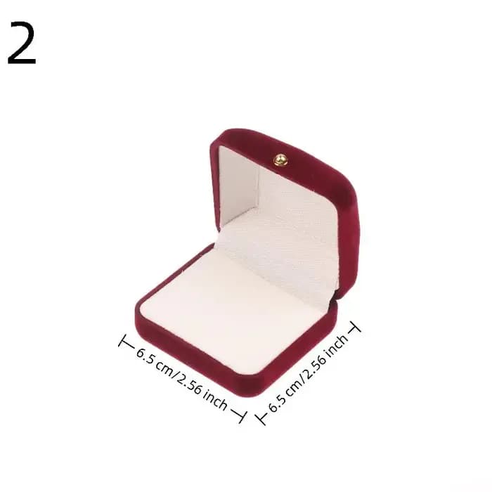 Boîte à bijoux en velours avec boucle dorée pour pendentifs