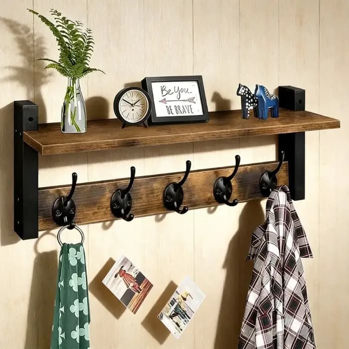 Porte-manteau mural en bois avec crochets