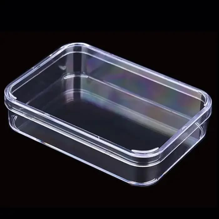Boîte rectangulaire transparente en plastique avec couvercle