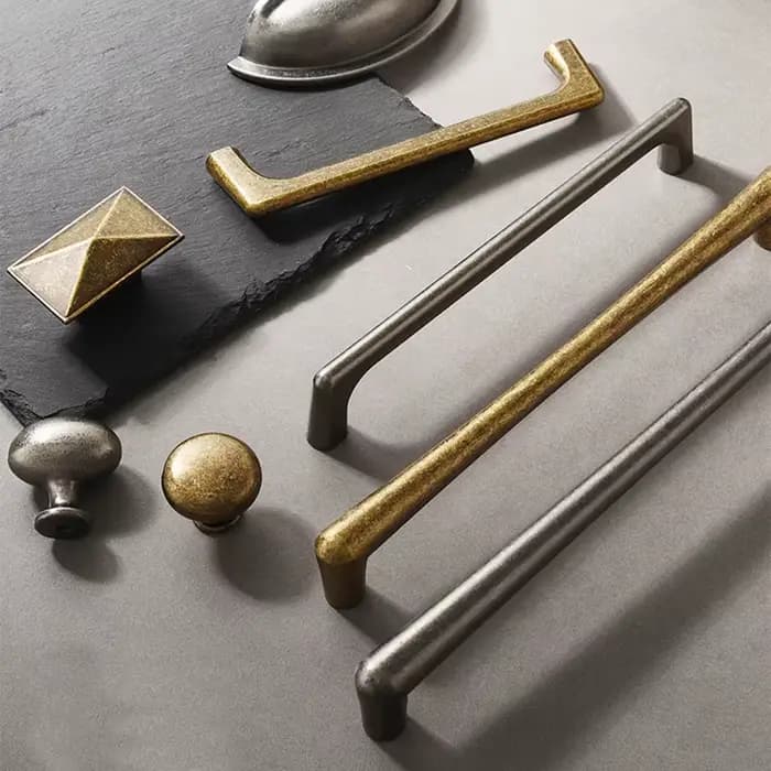 Poignées de rangement pour armoires de cuisine antiques