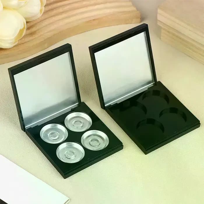 Boîte de support de Palette de cosmétiques magnétique vide à 4 grilles