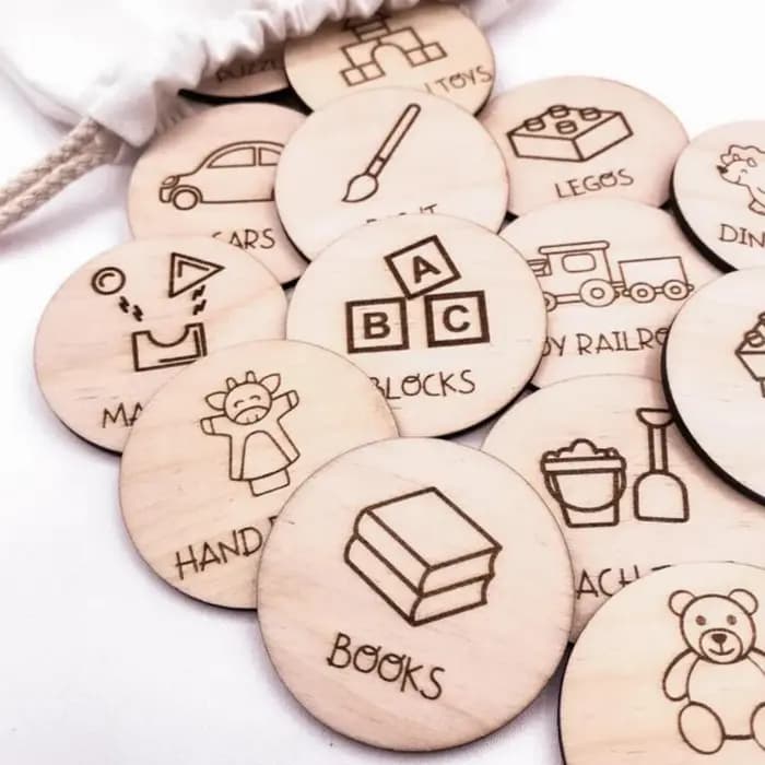 Étiquettes de rangement en bois pour salle de jeux