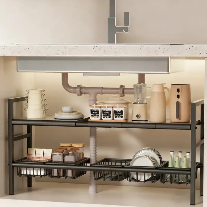 Étagère de rangement sous l'évier