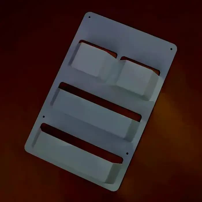 Poche de porte blanche efficace pour le rangement Kassett ; Conçu pour le compartiment des toilettes dans les caravanes