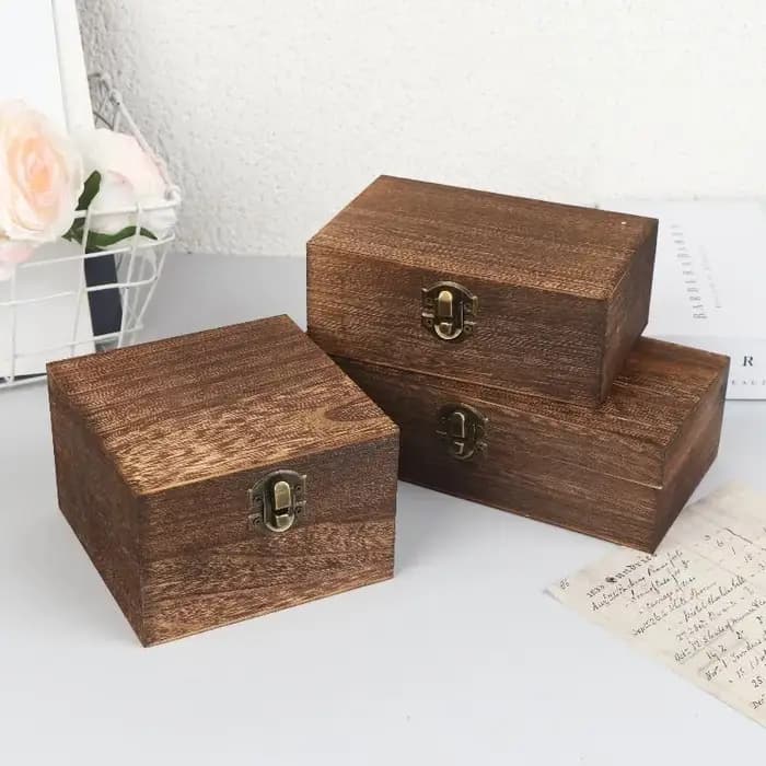 Nouvelles boîtes en bois vintage avec couvercle