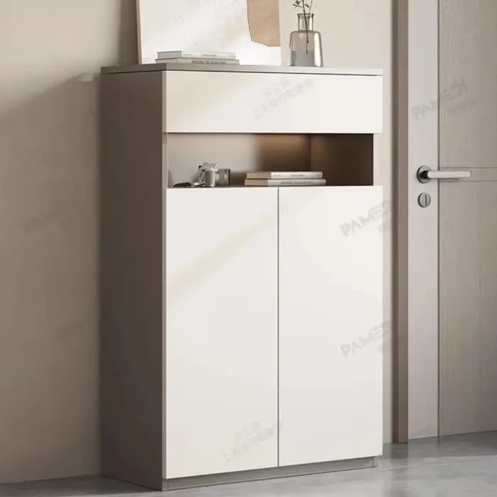 Meuble à chaussures italien en bois pour entrée