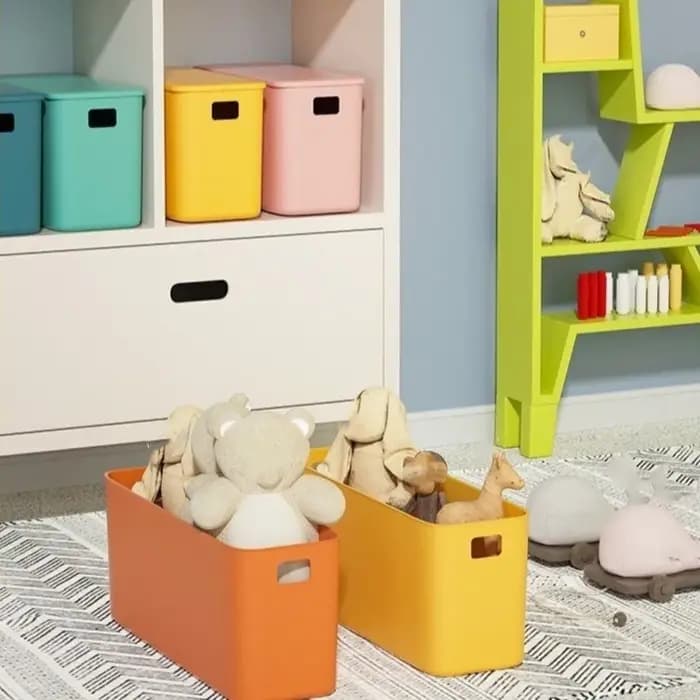 Boîte de rangement étroite et longue en plastique avec couvercle pour sous-vêtements