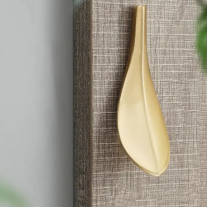 Poignée d'armoire, poignée en feuille de nèfle dorée