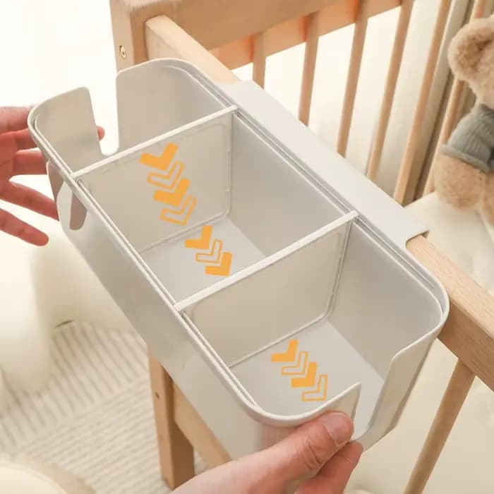 Organisateur multifonctionnel pour lit de bébé