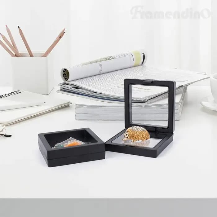 Boîte de rangement flottante transparente pour ranger petits articles et bijoux, adaptée à la collec