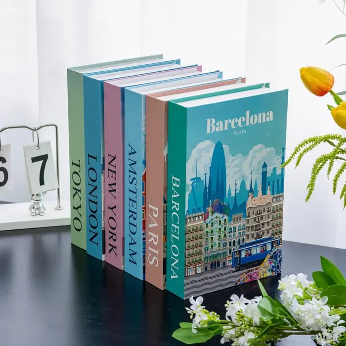 Boîte de rangement décorative en forme de faux livre de luxe Paris New York Londres