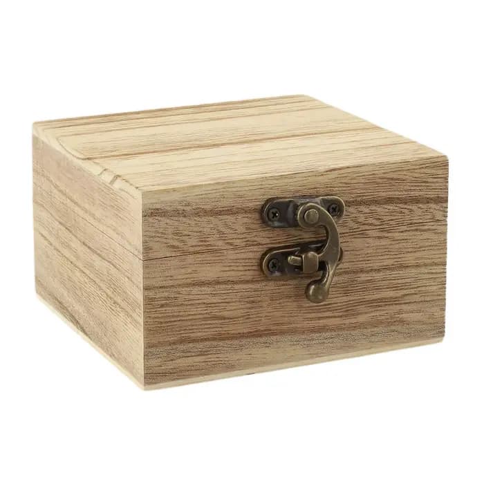 Boîte de rangement carrée en bois