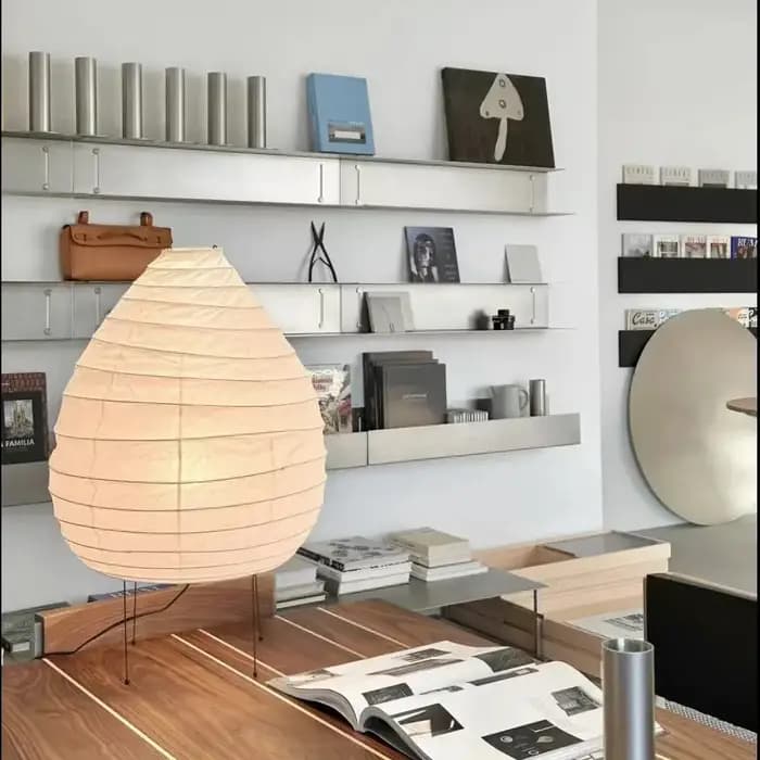 Étagère murale flottante élégante en acier inoxydable