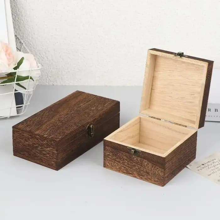 Boîtes en bois vintage faites à la main pour la décoration de la maison