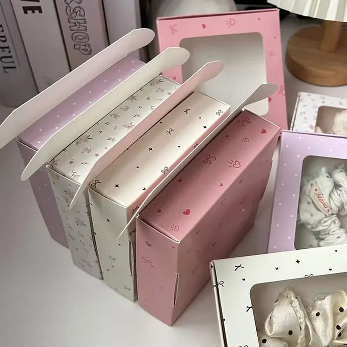 Boîte-cadeau carrée, présentoir de bijoux