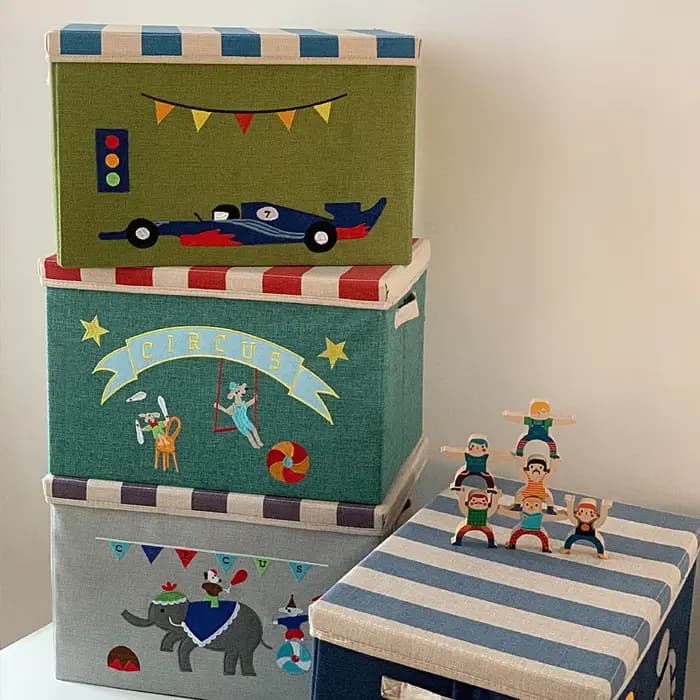 Boîte de rangement pour enfants avec couvercle