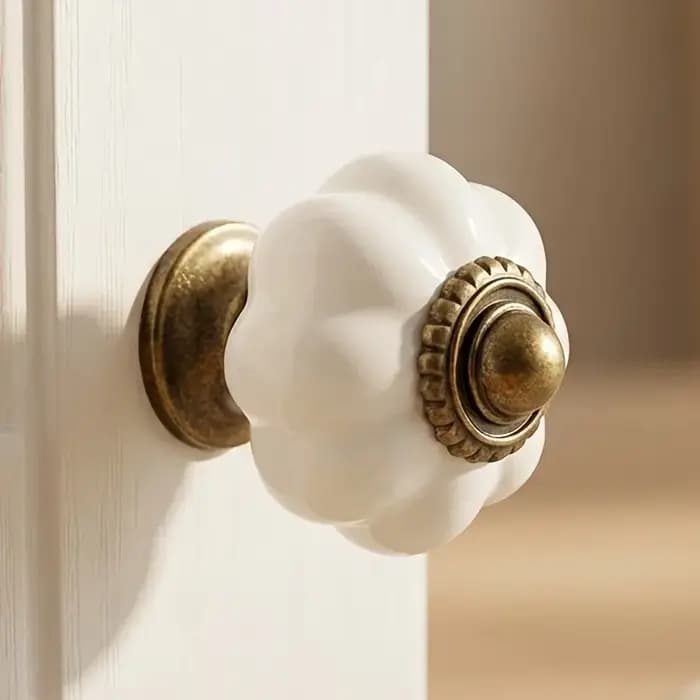 4 poignées de meuble en céramique blanches antiques en forme de citrouille