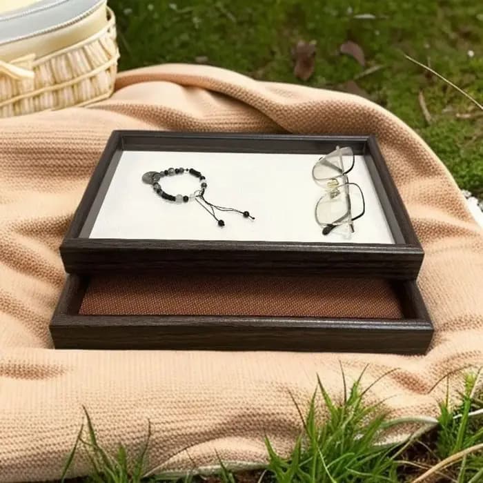 Plateau de rangement rectangulaire en bois vintage