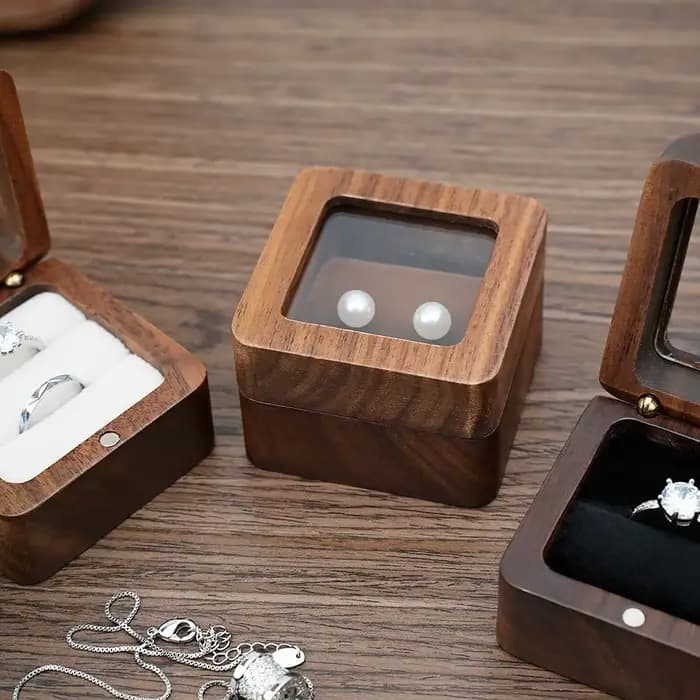 Boîte à bijoux pour cadeaux de fiançailles