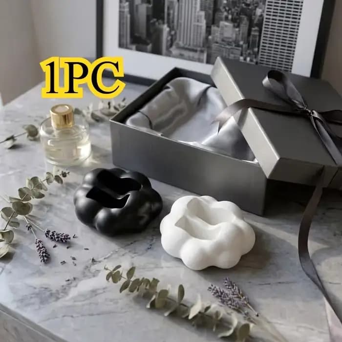 Support de télécommande et boîte de rangement en forme de nuage mignon - Design moderne noir et blanc