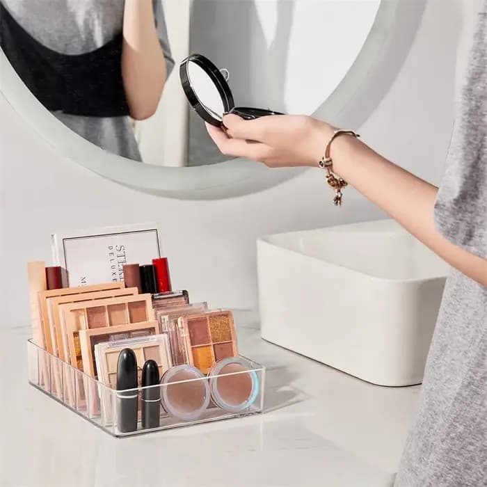 Boîte de rangement d'outils de maquillage à 7 grilles