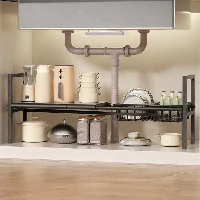 Étagère de rangement sous l'évier