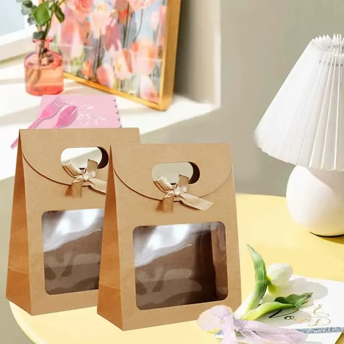 Boîtes en papier Kraft marron avec fenêtres transparentes