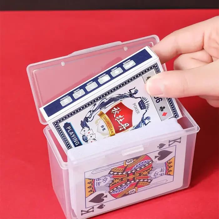 Boîte de rangement en plastique transparente pour cartes à jouer