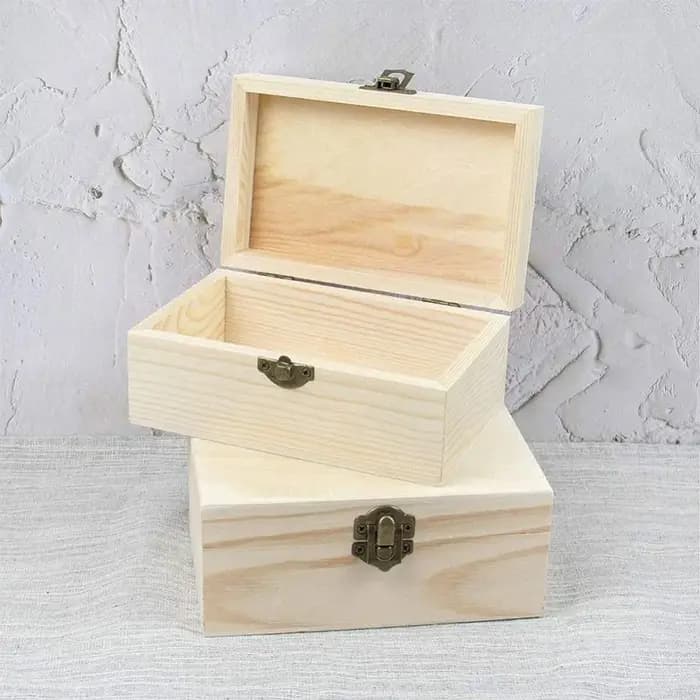 Boîte de rangement rectangulaire en bois vintage