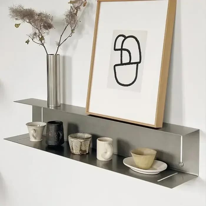 Étagère murale flottante élégante en acier inoxydable