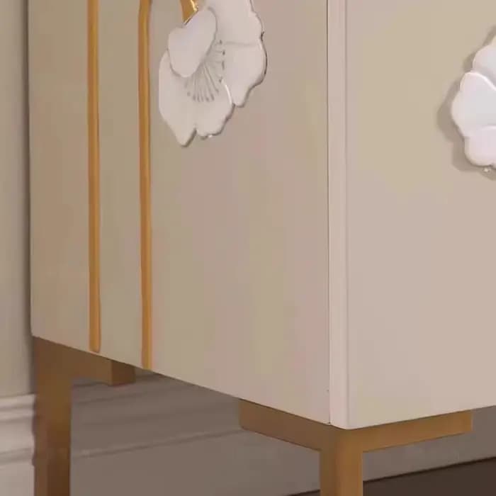 Armoire de rangement crème