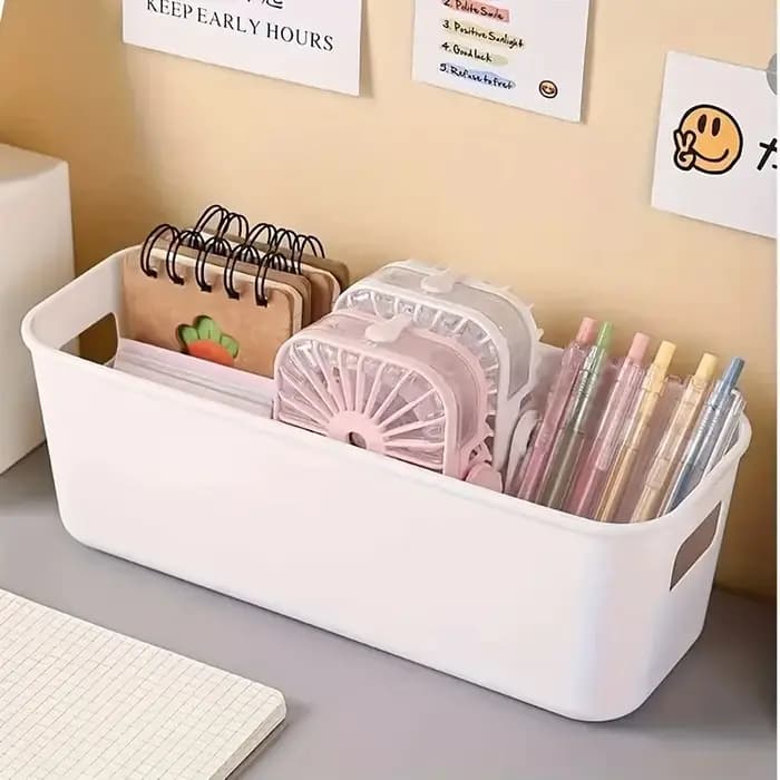 Boîtes de rangement en plastique blanc