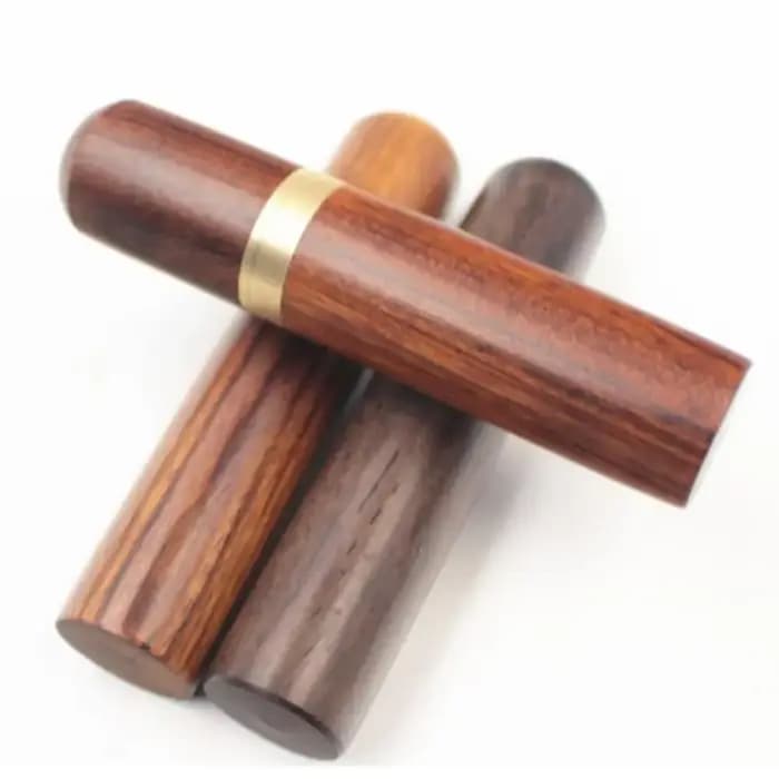 Boîte de rangement pour aiguilles à coudre et outils de couture