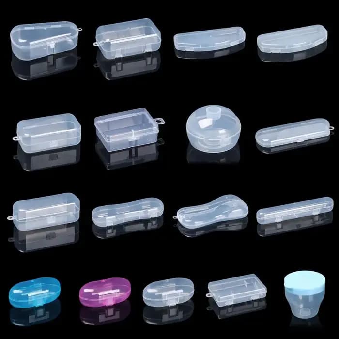 Boîte de rangement transparente en plastique de différentes formes