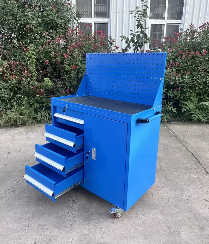 Camion de rangement multifonction pour pièces mobiles avec quatre tiroirs