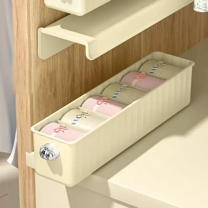 Organisateur mural pratique trois-en-un pour sous-vêtements et chaussettes