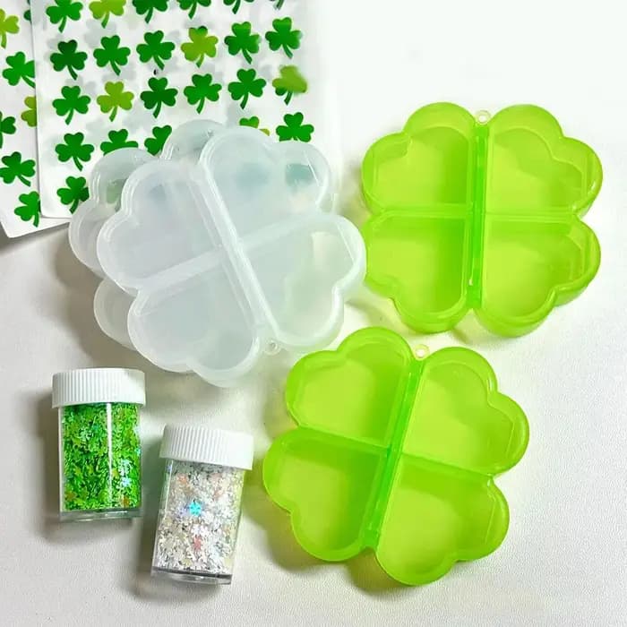 Boîte de rangement trèfle à quatre feuilles, 4 grilles, conteneur de médicaments, boîte à pilules, trèfle porte-bonheur, bricolage INS, Mini organisateur de Scrapbook en plastique Durable