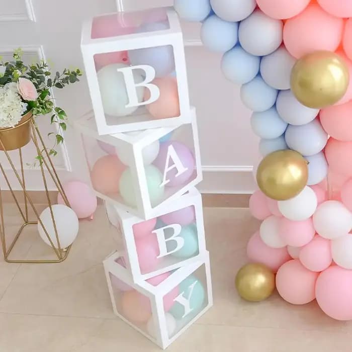Boîte à ballons transparente